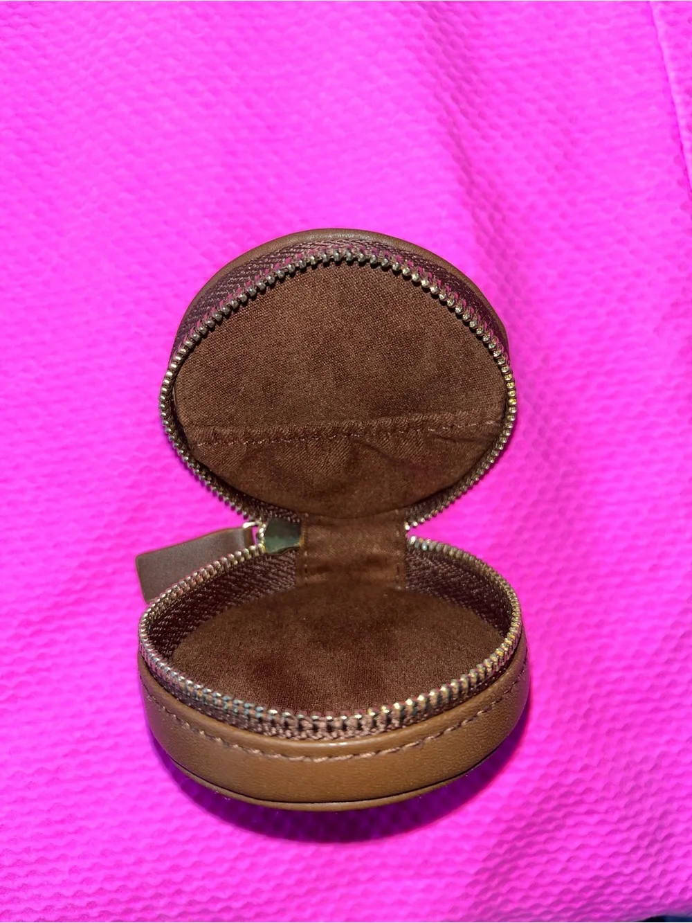 Samara NWOT Vegan Leather Jewelry Pouch Case Cacao Zipper Suede Lining Travel
